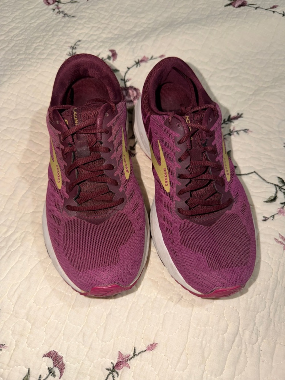 Brooks Launch purple sneakers women’s 7M